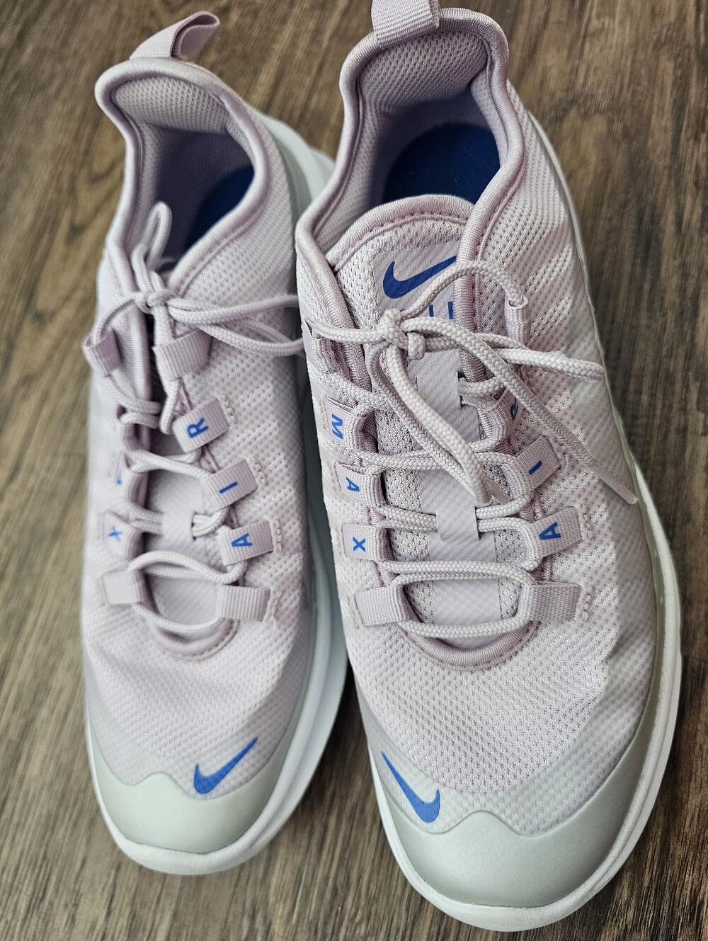 Nike Air Max Axis Iced Lilac Size 6Y, Womens 7.5